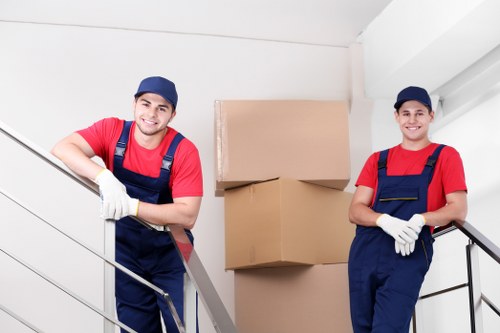 Packing and loading during a move in Westealing
